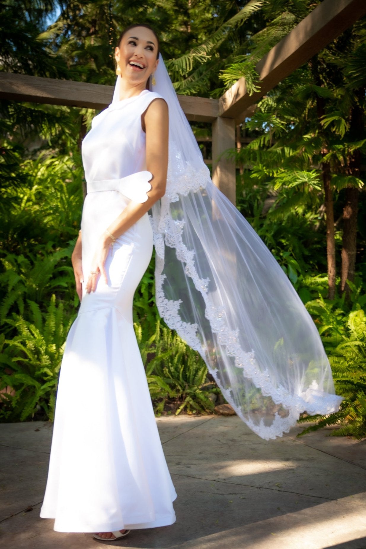 Elegant Scalloped Collar Neckline, Scalloped belt, Satin covered buttons down the back in White Satin--Fitted with a Mermaid Flair Hemline...