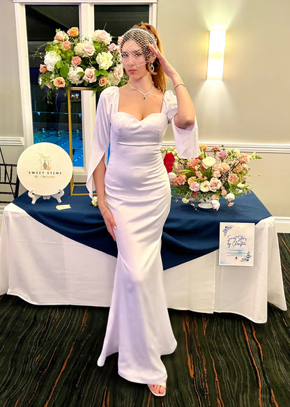 Sweetheart neckline gown with 3/4 open sleeves, mermaid hemline