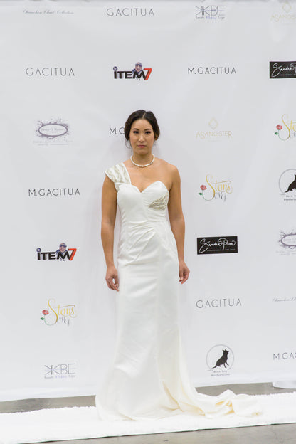 GACITUA     Barely Pearls